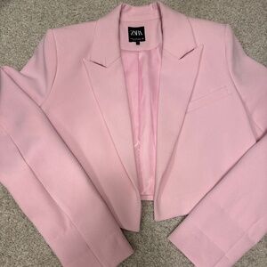 Pink cropped blazer Zara